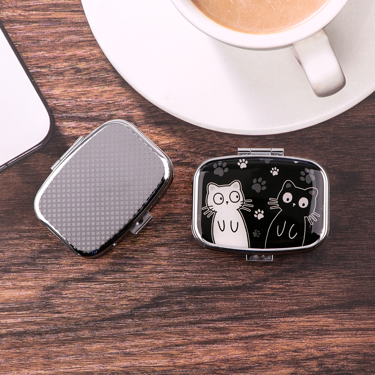 Cartoon Black And White Cat Tr - Travel Accessories Unisex ulasan dan harga